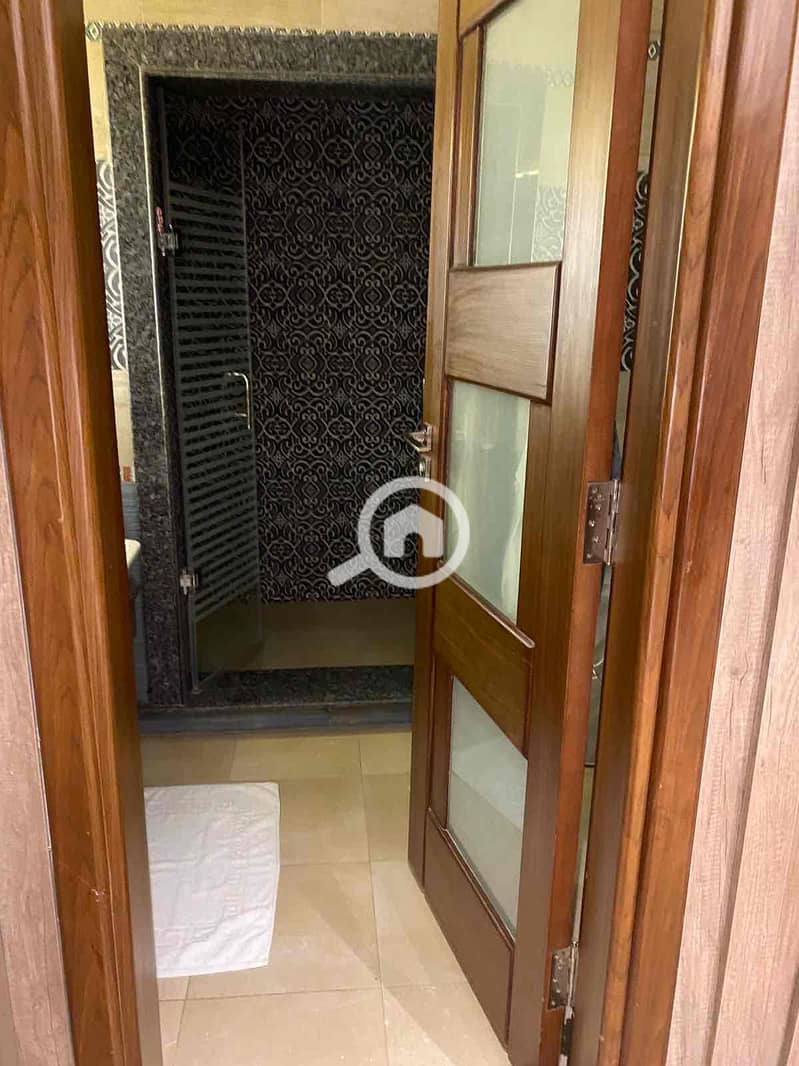 10 44f39edc-f292-43a1-aa5f-4b1c91b71f30. jpg