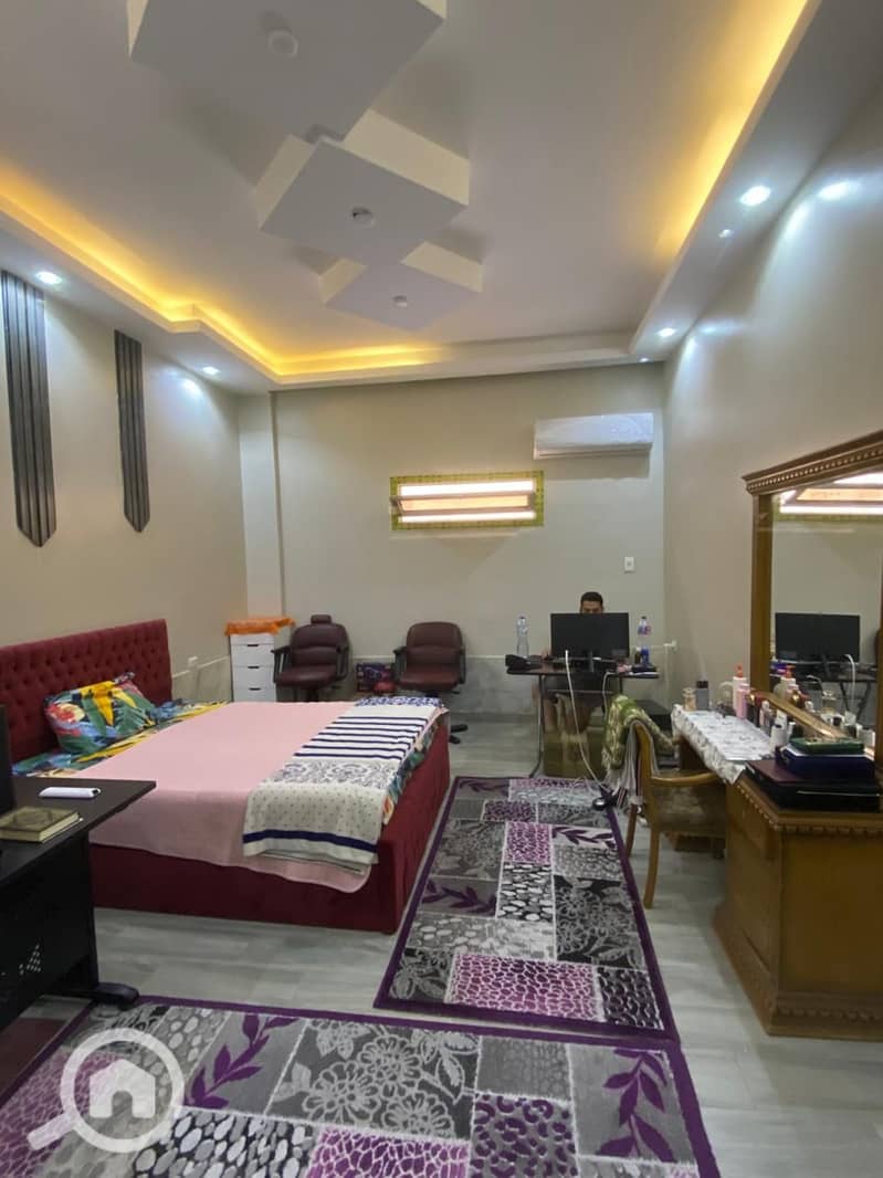 8 be64c1a0-ecf2-40dc-bd1b-a95772a07c8c. jpg