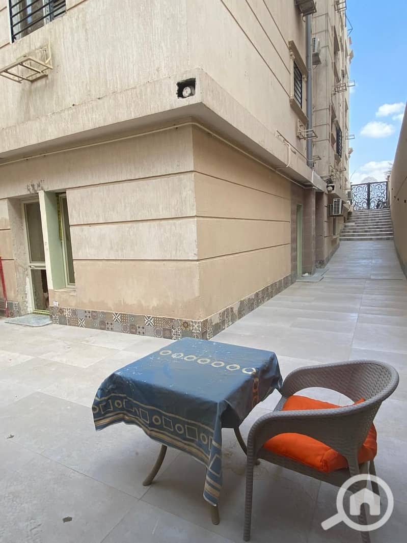 14 d91140b3-7c48-4e92-830b-1e1b9874c594. jpg