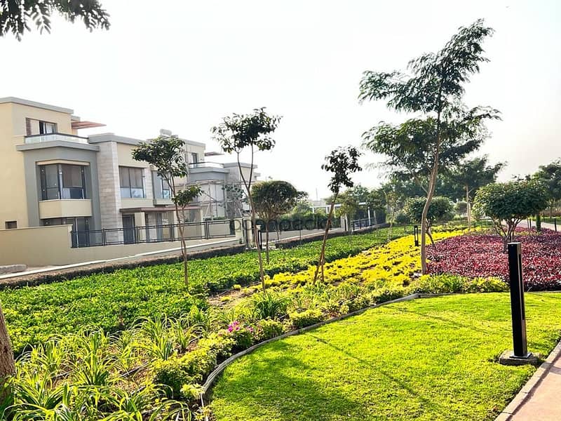 10 5973be35-e854-4772-bd64-2aa8f7225c54. jpg