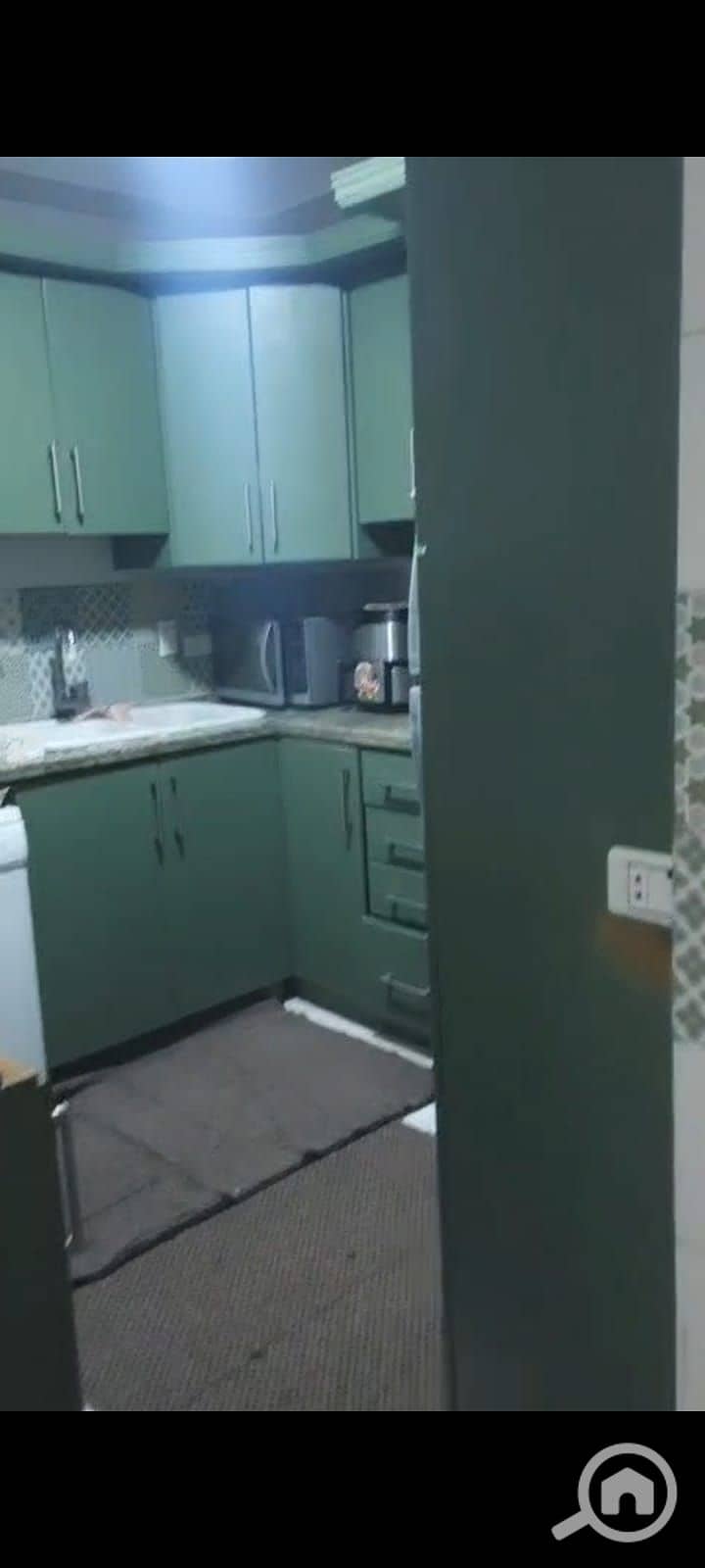 10 58c2cad8-6977-40b2-a62d-323bf90b0191. jpg