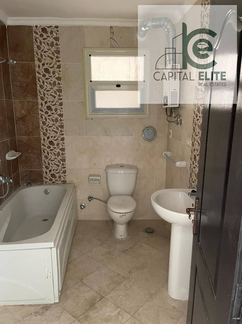 4 985c2342-111f-48a6-8dce-9aa318d206a2. jpg