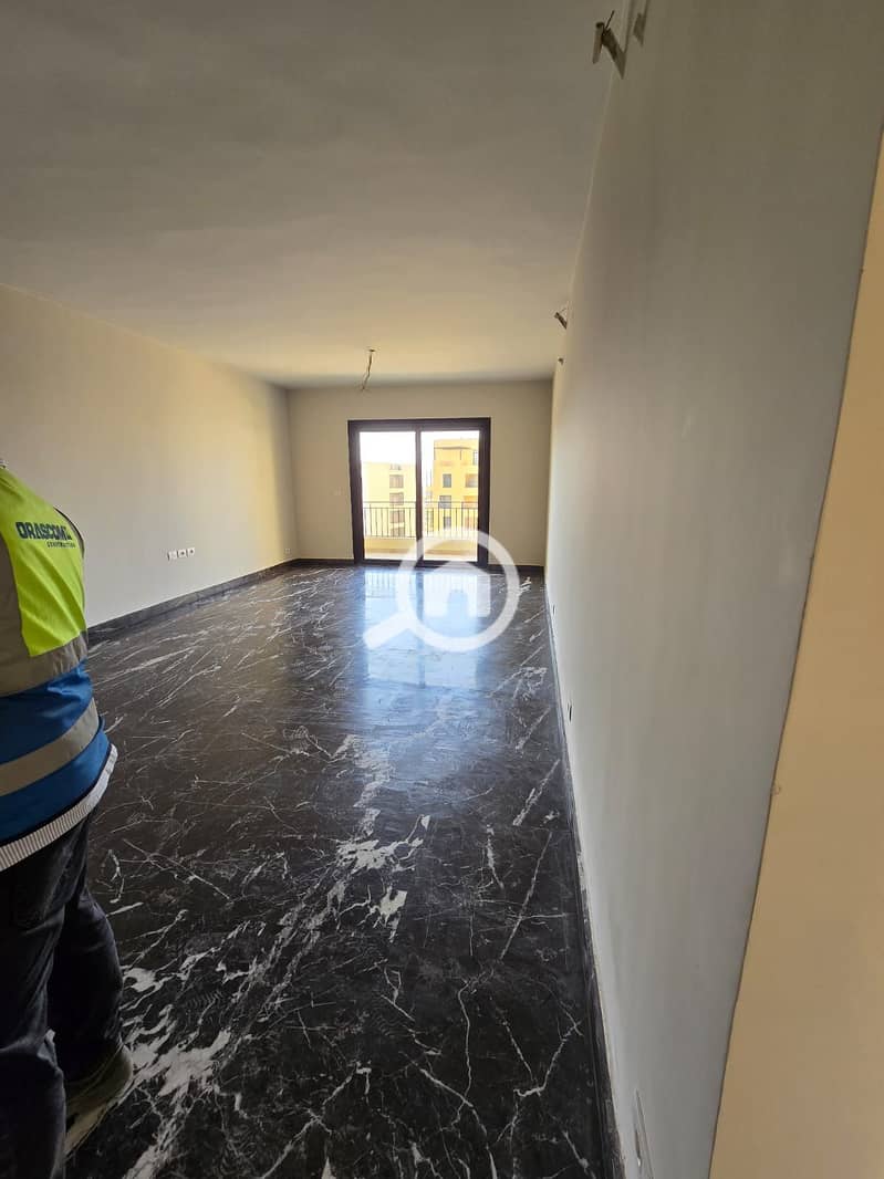 14 db3a20e6-e7e3-454f-8401-3b5047694807. jpg