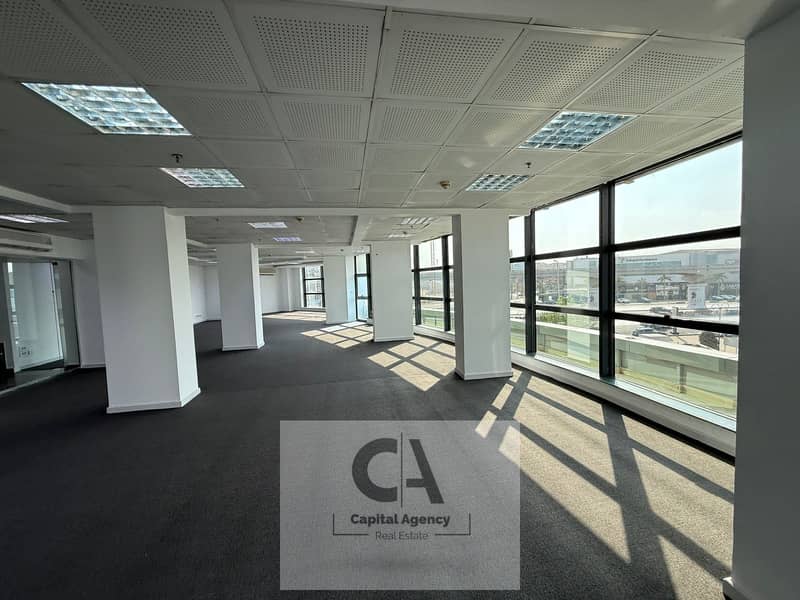 5 8d57f6c9-3eff-4dba-9a40-31d7fbbbe543. jpg