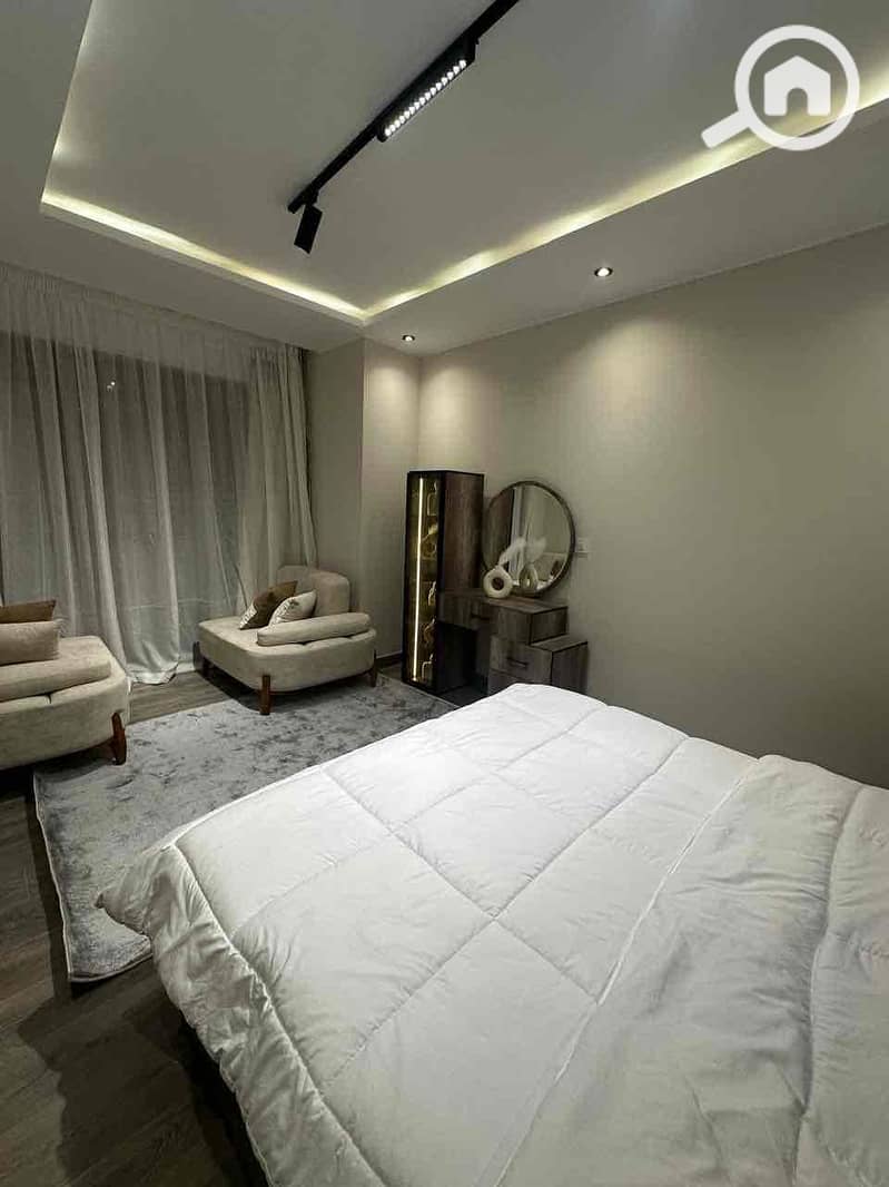 5 9fa9a4c7-41f9-475d-bb22-114450997a2d. jpg