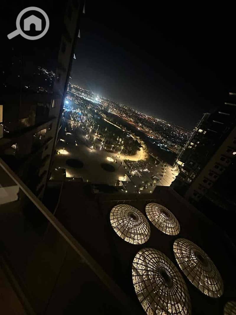 14 953b906b-bdd9-4416-9d22-128b1ee2281a. jpg