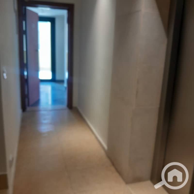 6 40f724bc-cee5-4801-b9a5-b4f52593e17e. jpg