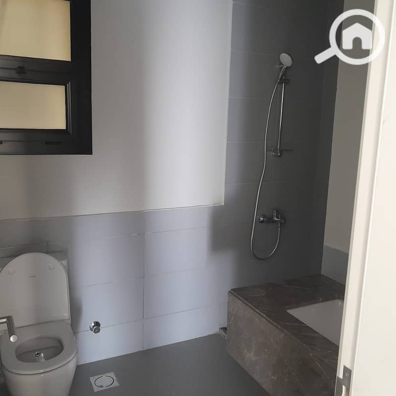 13 a318ef71-73e9-4b1c-9fdd-890c832ec291. jpg