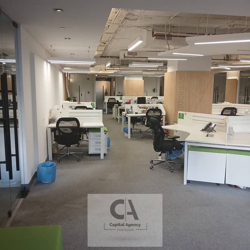 3 72d67dea-9a0f-40aa-aa29-bf270b138db9. jpg