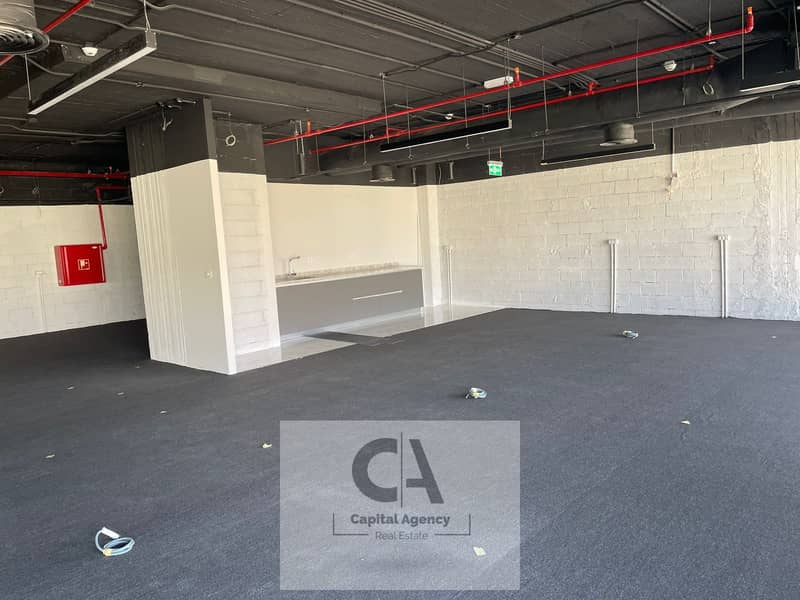 2 641317dc-be9d-410e-b160-f7c2b6089bdf. jpg