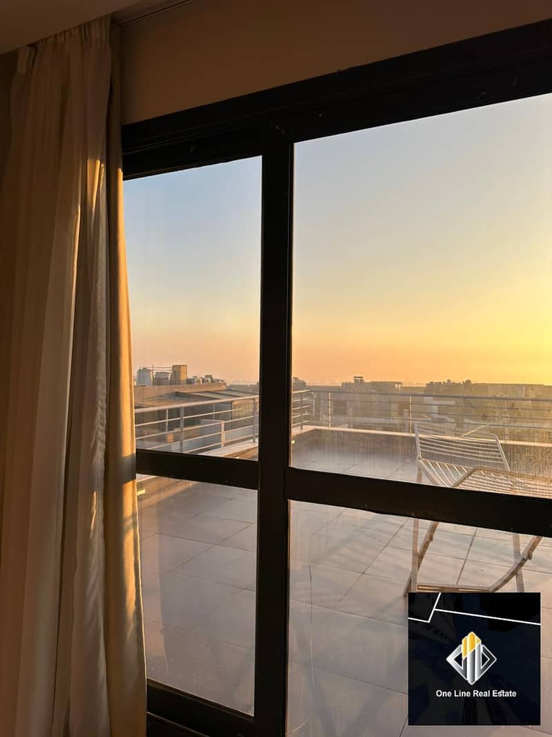 7 7515ef9d-e689-40e0-a2c1-2c0f619f2c3b. jpeg