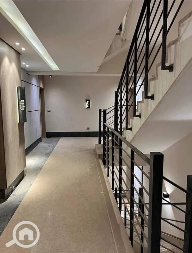 8 580669376_879863424608534_2669916660945965402_n. jpg