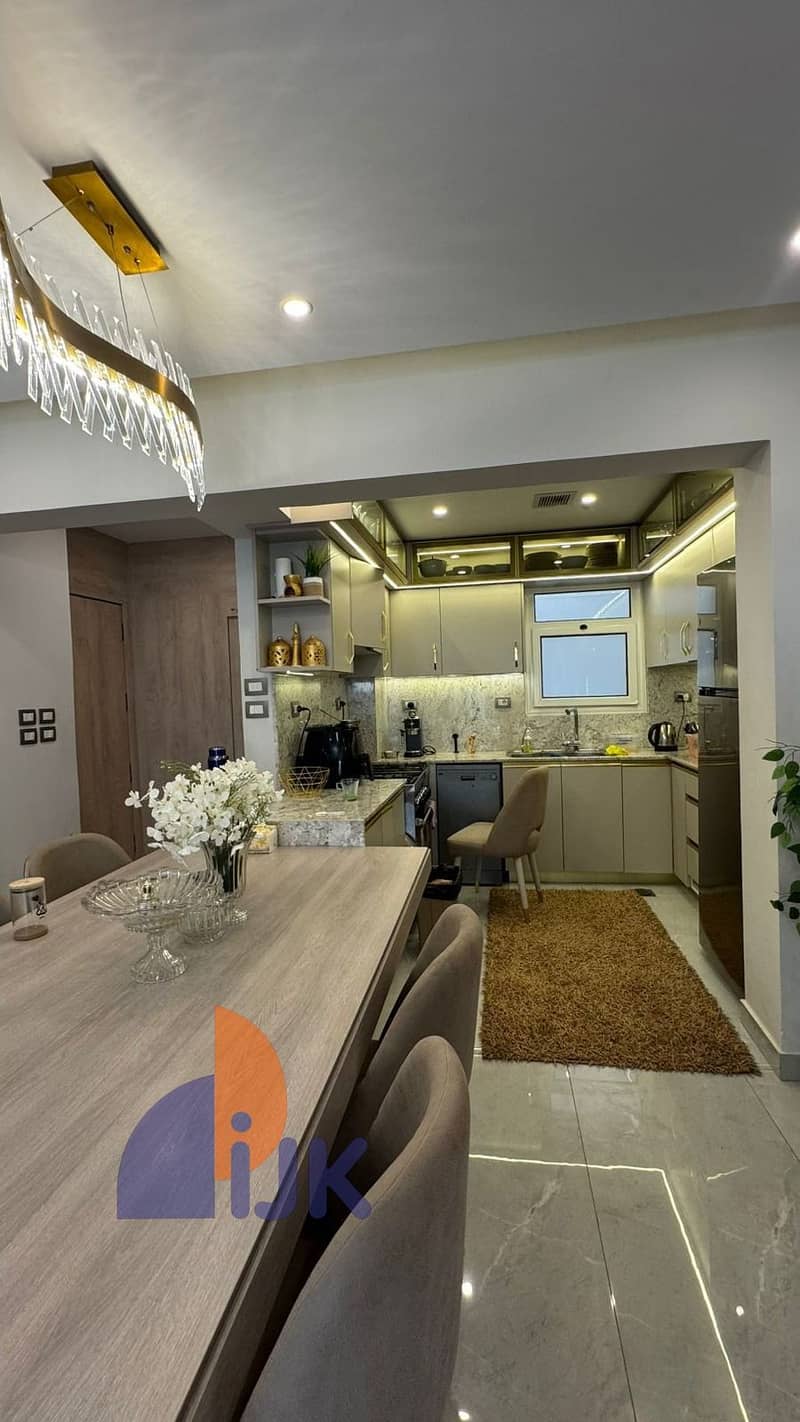 4 WhatsApp Image 2025-12-08 at 17.05. 33_a689cfb6. jpg