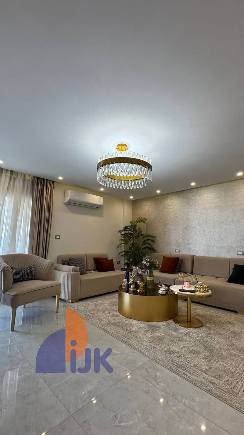 7 WhatsApp Image 2025-12-08 at 17.05. 33_98f53120. jpg