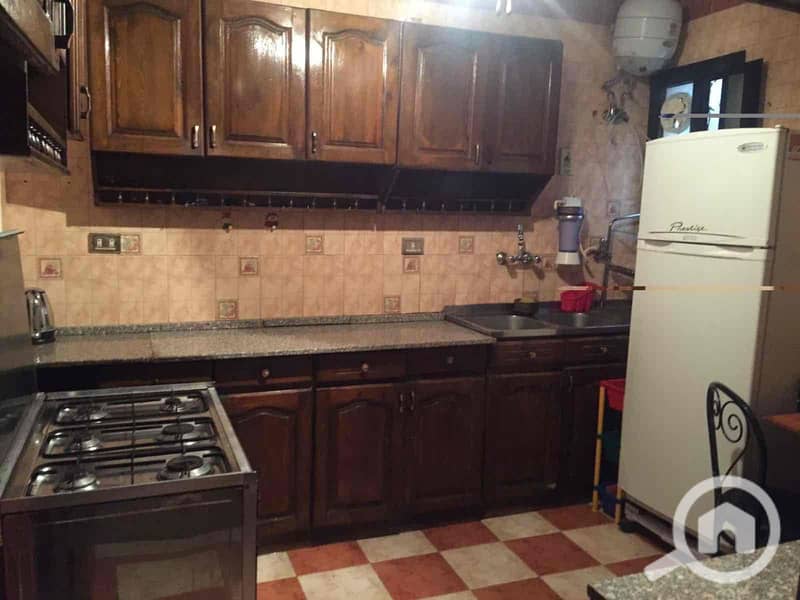 12 315658b9-a115-4c17-83ff-e0cce83a212b. jpg