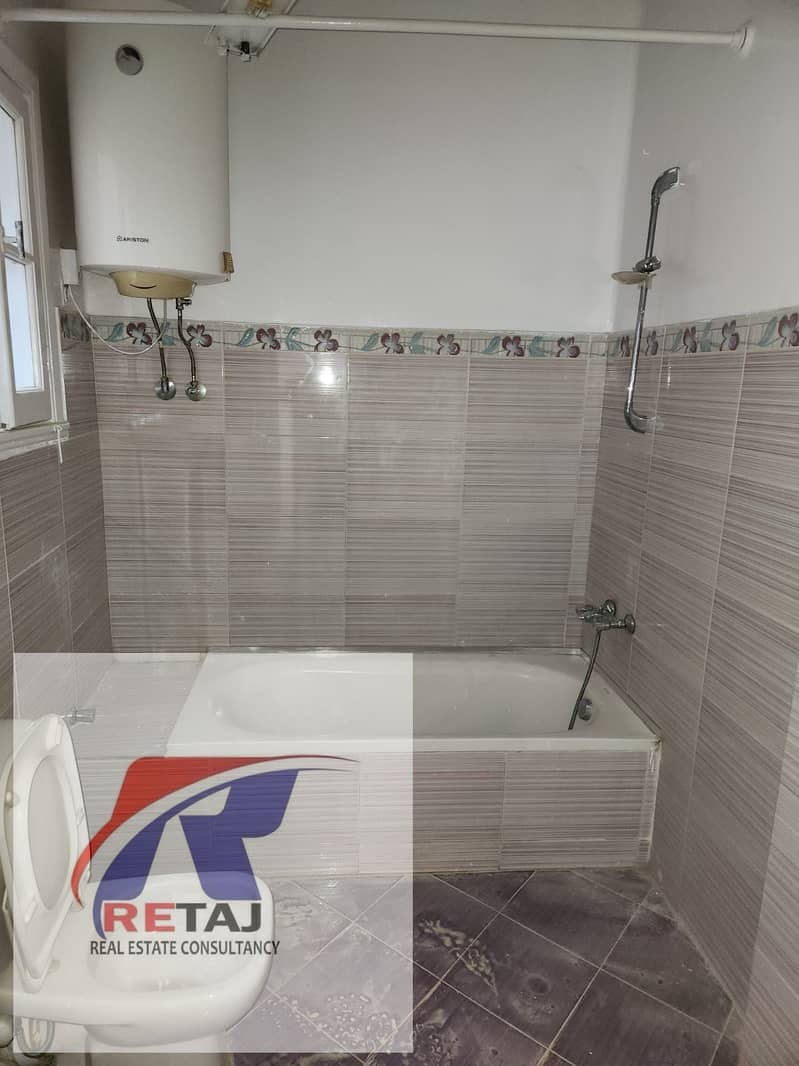 10 fe229814-2f0c-427a-a26d-c0fd12ac5562. jpg