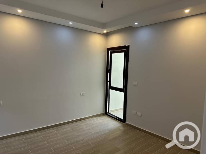 9 00823b02-3ff4-4ac8-a14c-7496b10fce08. jpeg