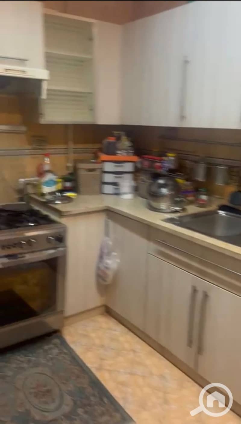 9 512489b9-bccc-4802-be64-5757e0b5f85c. jpeg