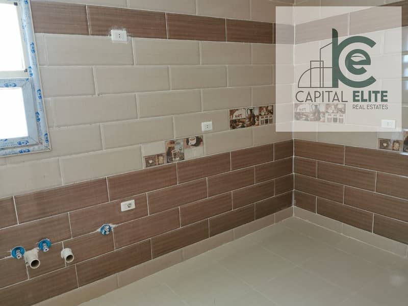 9 28c9bd4a-3d37-4db3-a3da-b8e868f142ac. jpg