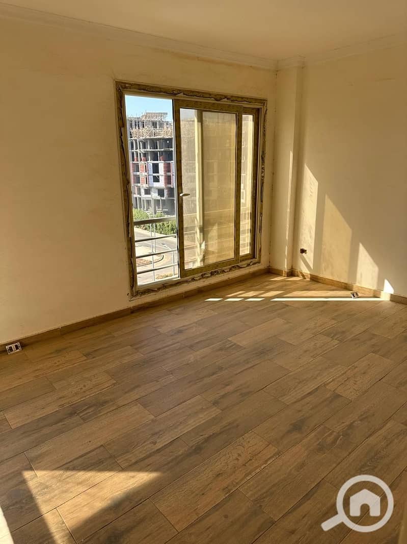 4 53914f49-8543-4e56-9692-976b05a77a75. jpeg