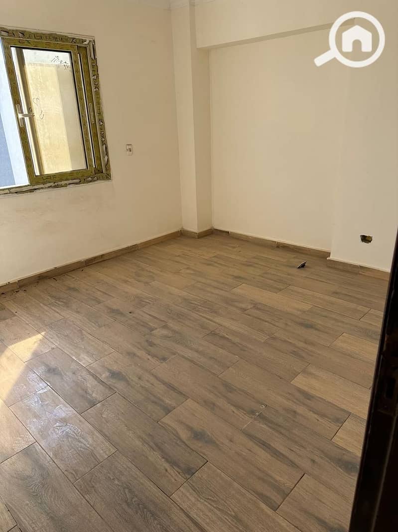 6 24055280-2588-47a0-ab1b-d2987266741a. jpeg