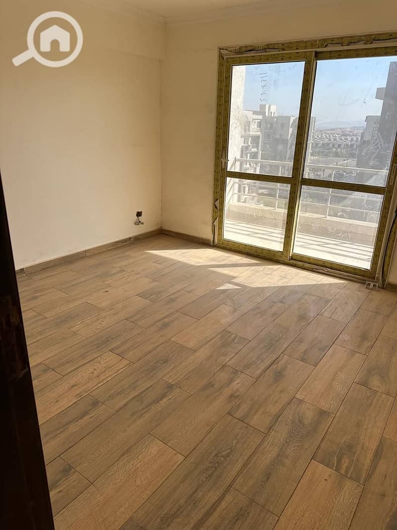 7 007a4959-44f3-4e06-b661-fc2ee9c48a32. jpeg