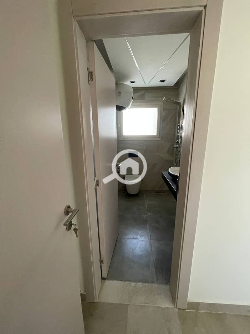 10 WhatsApp Image 2026-01-29 at 18.32. 06 (3). jpeg