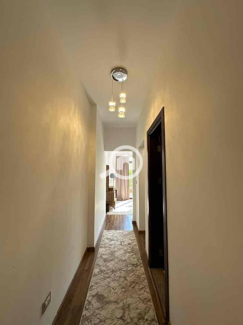 9 3d8cf0bc-f097-46db-9f25-e89edd5ea40d. jpg