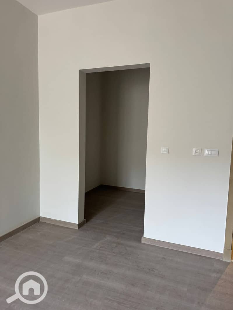 8 WhatsApp Image 2026-01-29 at 18.54. 41 (2). jpeg