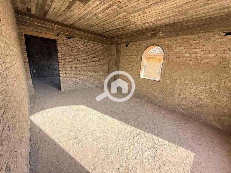 9 9ea7cefe-526a-4031-8618-e500fb34fe77. jpg