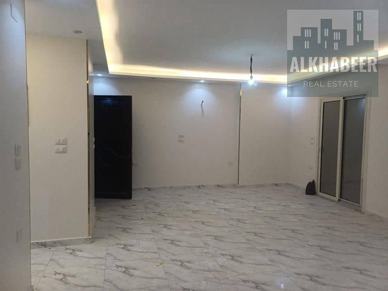 4 6d5d7801-b56f-4c46-bf11-8fcc2befa7c8. jfif. jpg