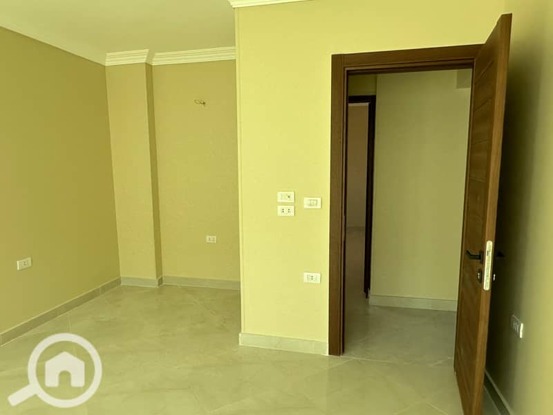 17 WhatsApp Image 2025-10-08 at 5.17. 55 PM (2). jpeg