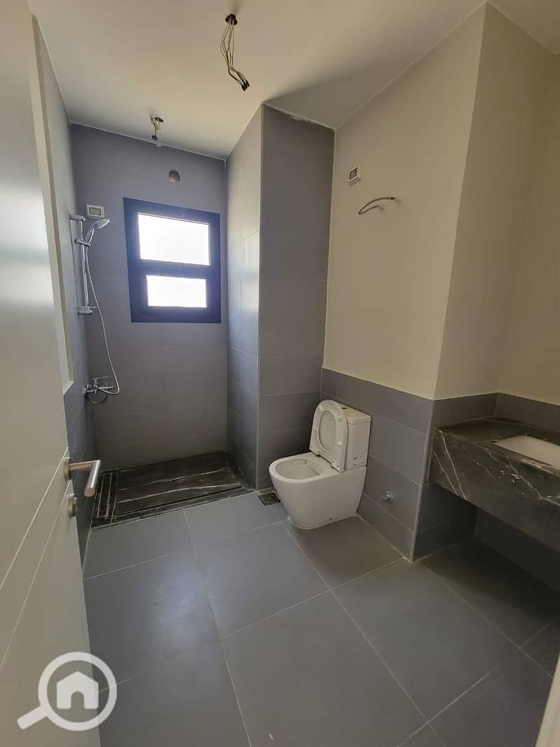 33 WhatsApp Image 2026-01-28 at 11.15. 22 AM. jpeg