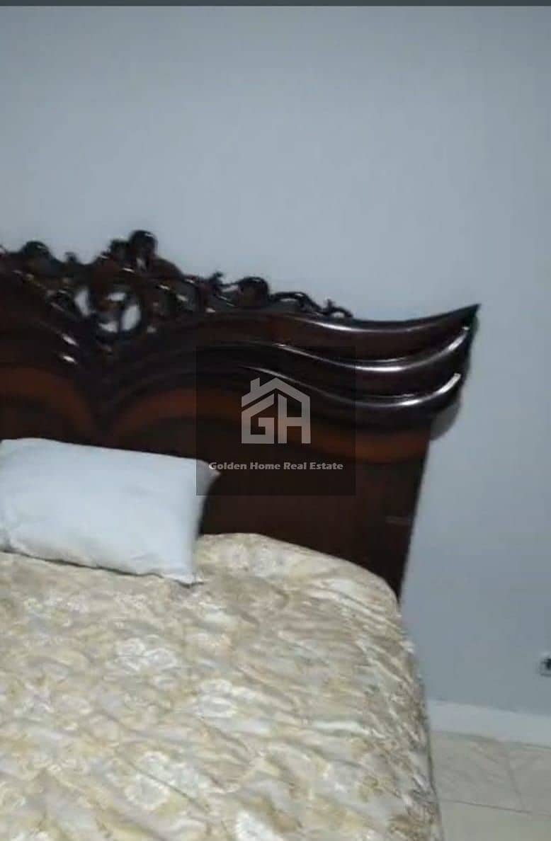 4 70ec37ec-d99d-4e43-8f43-8. jpg