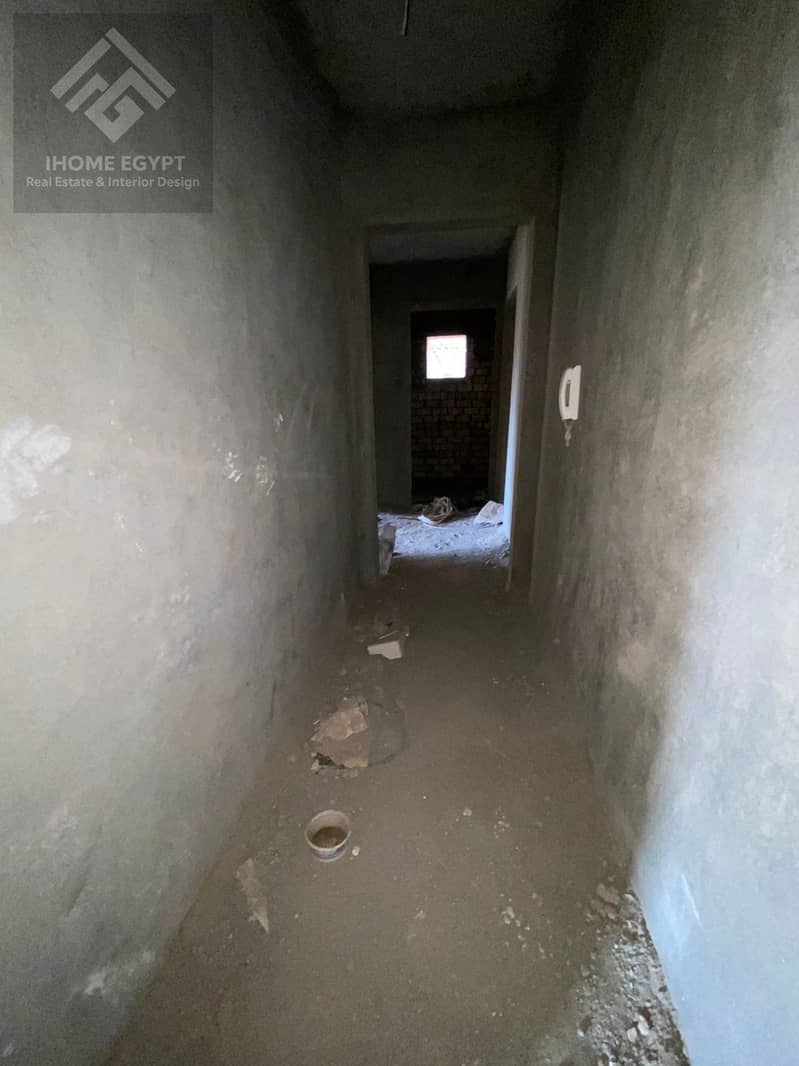 8 a282069e-b0ee-45a3-982d-478b3b51a30d. jpg