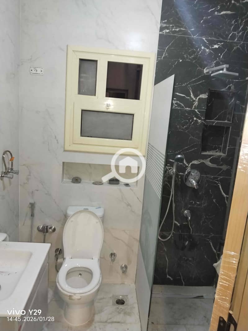 3 b208b8a8-b00c-4721-a76e-7ae9198a6989. jpg