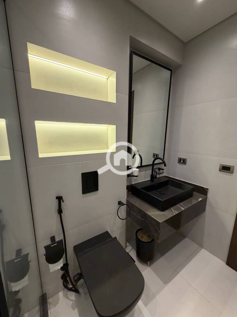 24 tempImagefSGnyA. jpg