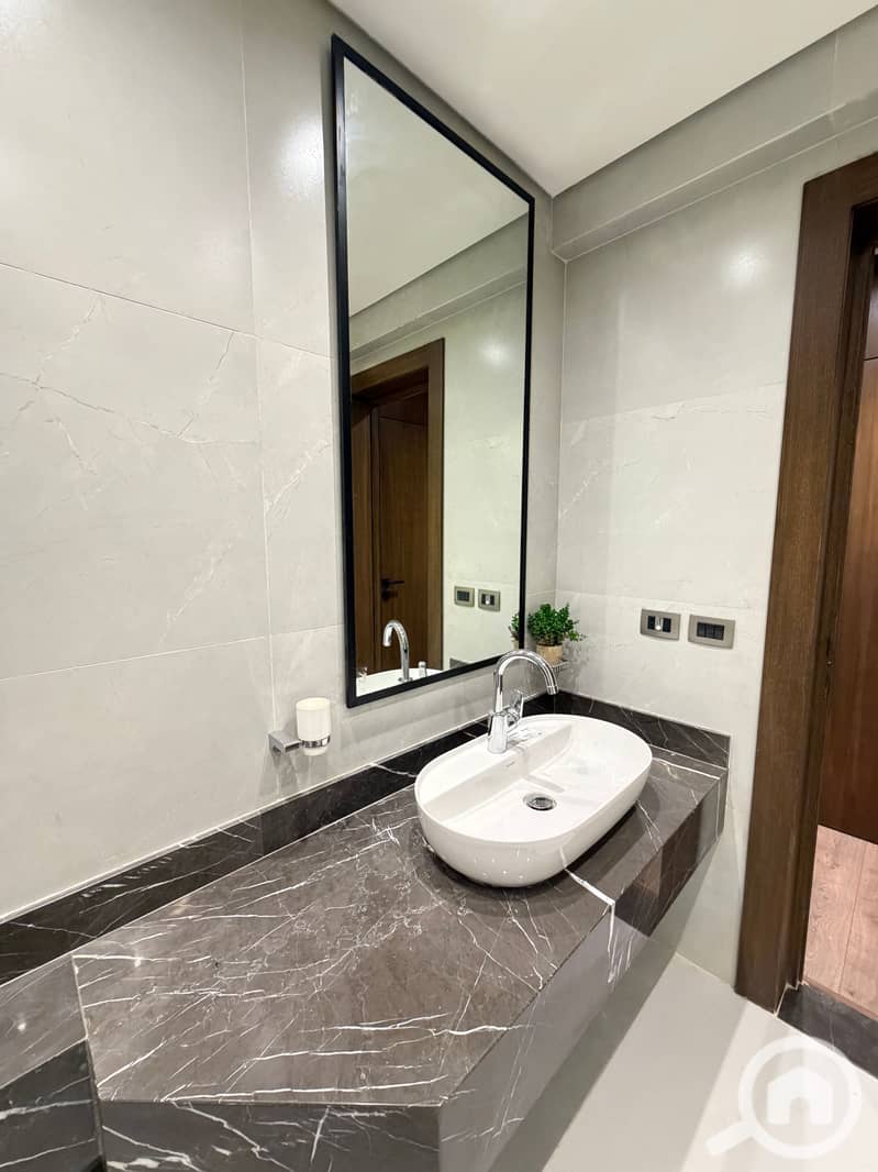 20 tempImageTOoK6U. jpg