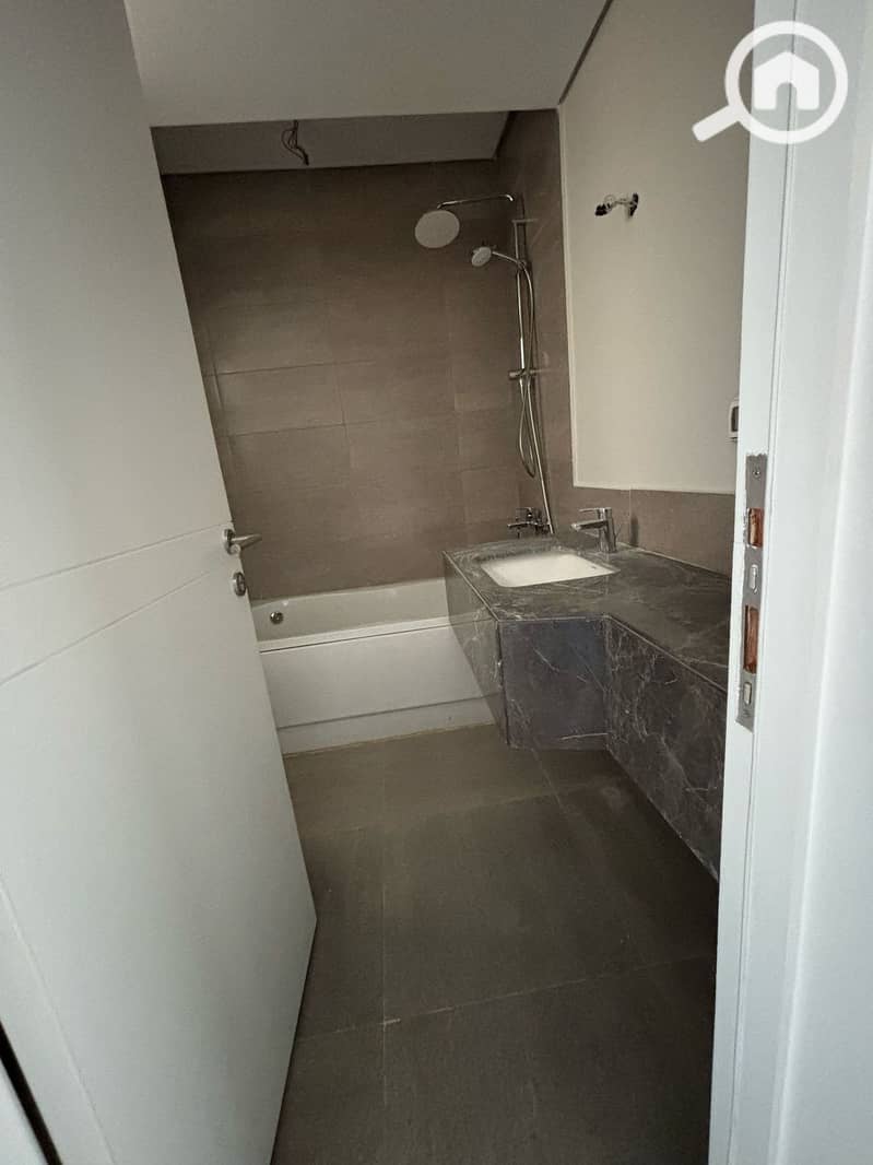 6 WhatsApp Image 2026-01-24 at 3.12. 01 PM (1). jpeg