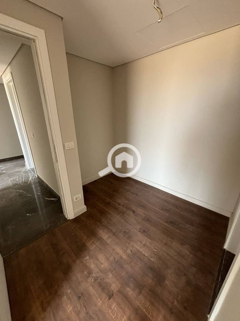 25 WhatsApp Image 2026-01-24 at 3.12. 03 PM (4). jpeg