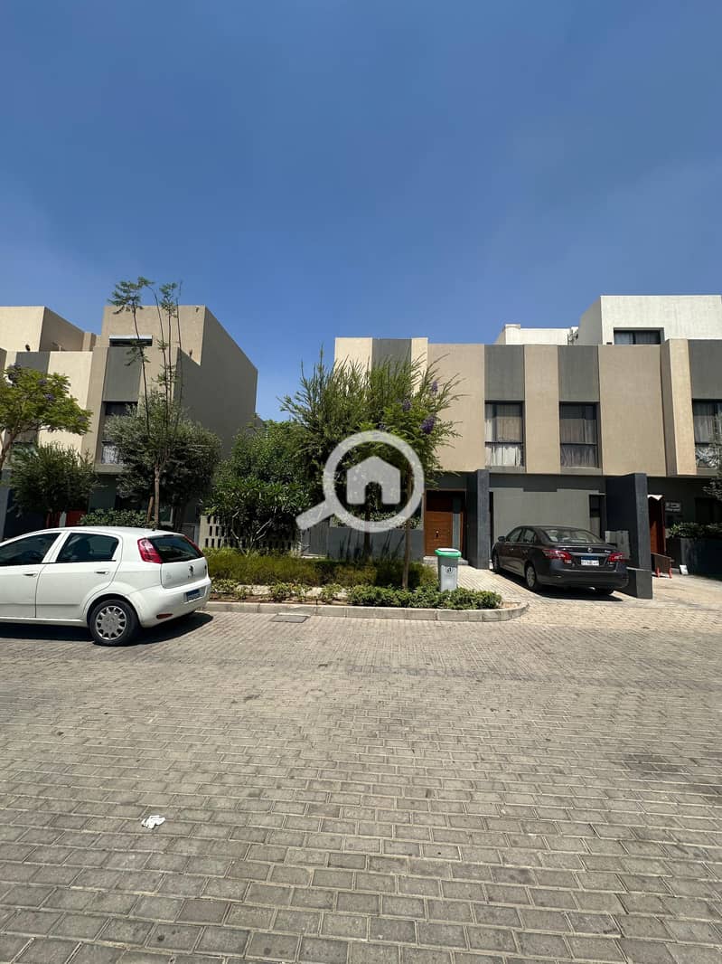 12 WhatsApp Image 2025-09-05 at 20.06. 56_fdb92d21. jpg