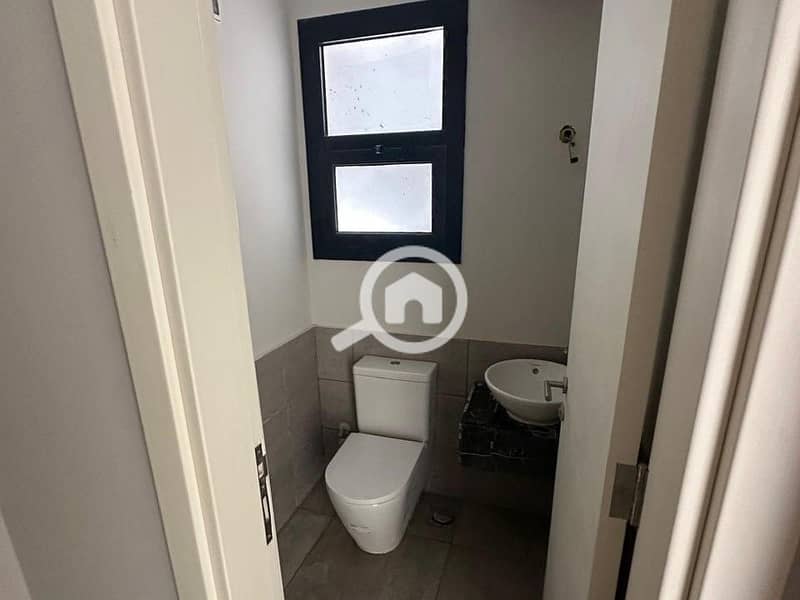 5 WhatsApp Image 2026-01-19 at 11.25. 36. jpeg