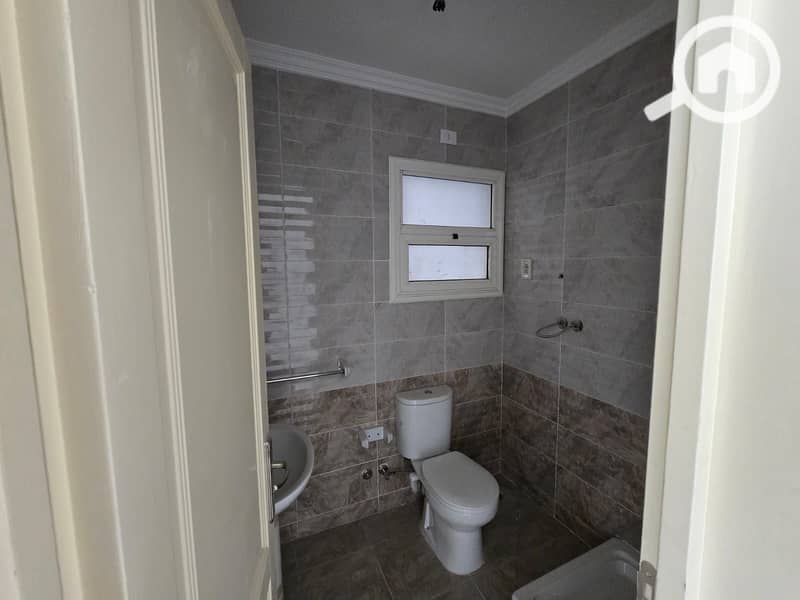 6 WhatsApp Image 2025-10-05 at 12.43. 29 AM (1). jpeg