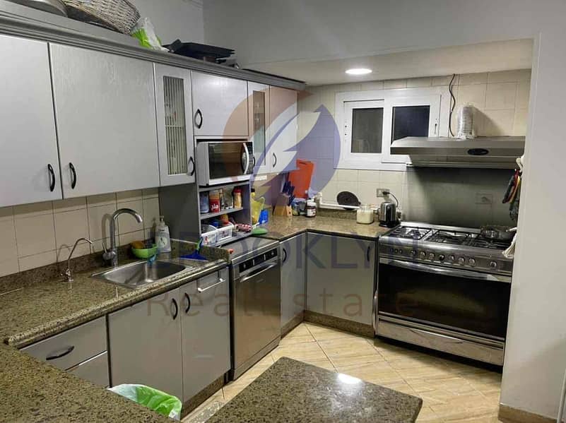 8 9d0ec0a4-12b6-4f58-bcae-f9ea9271e5bb. jpg