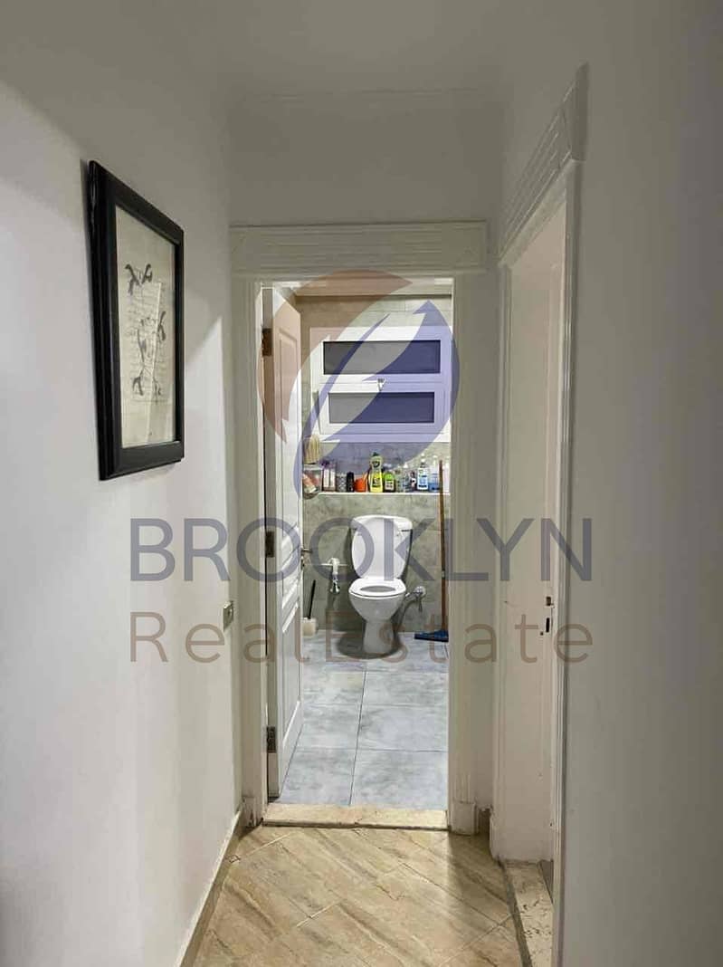 9 309af557-fd27-44c0-8af5-65fced69f49d. jpg