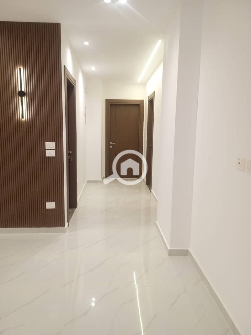 2 WhatsApp Image 2026-01-29 at 20.56. 33 (3). jpeg