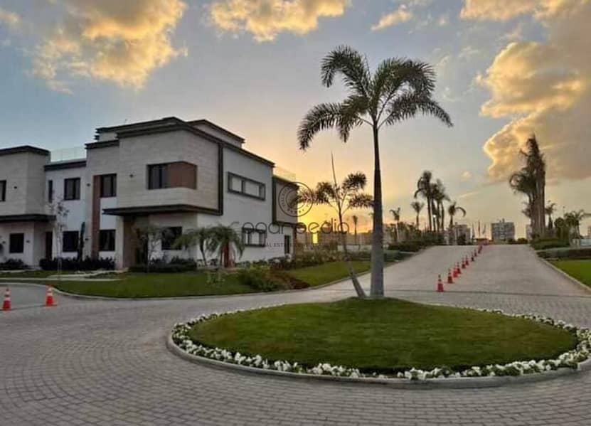 7 9f6289ad-b116-4af9-9c15-e89adfccf608. jpg