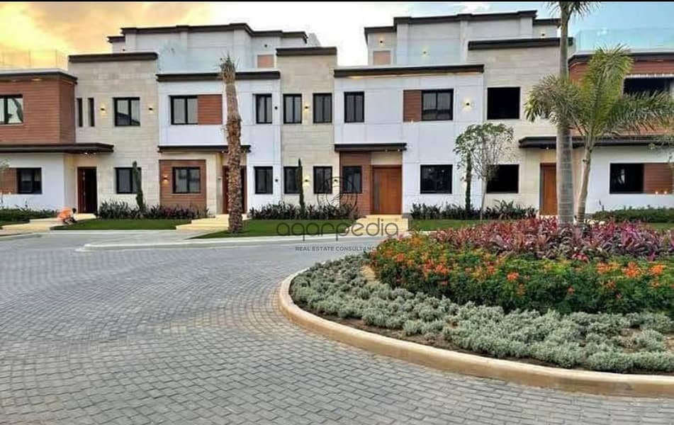 10 fdcfa5b3-ca5e-420c-bf0f-485badc1155b. jpg