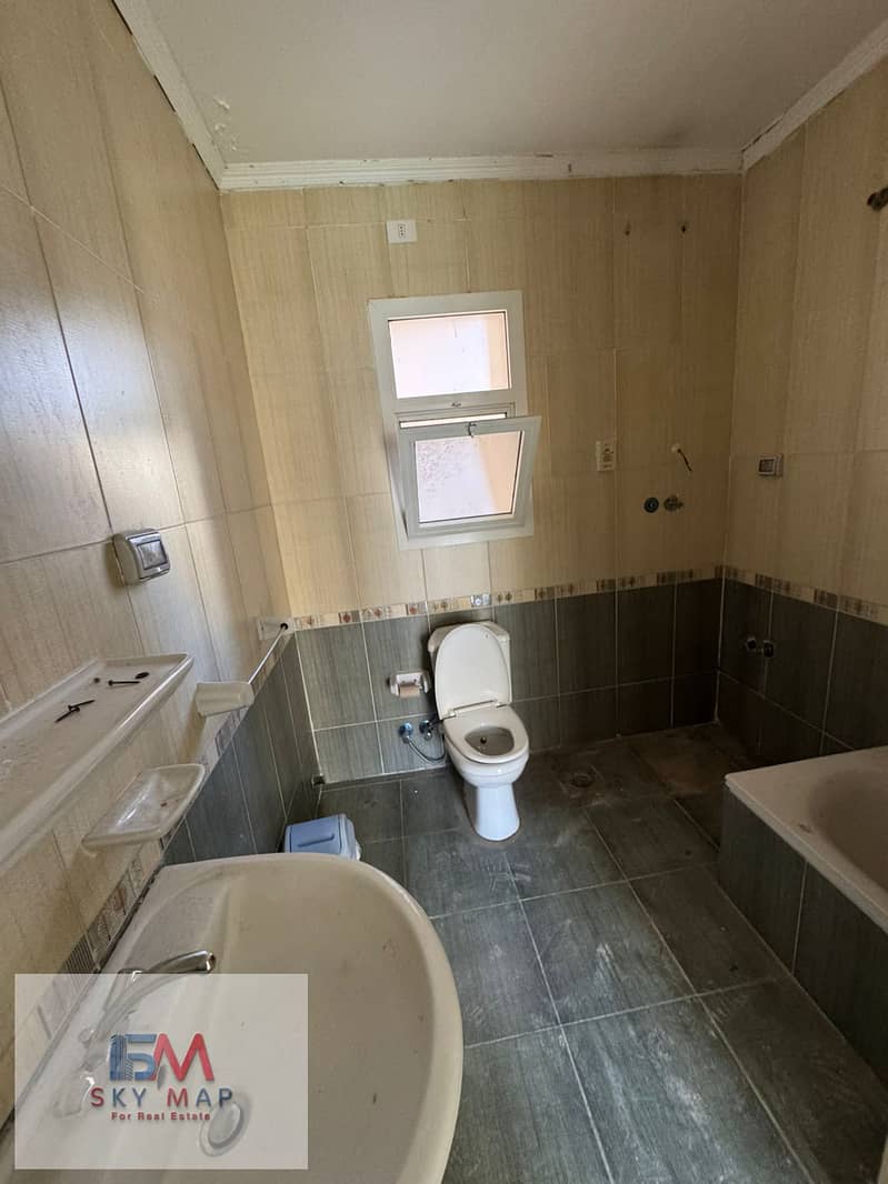 4 1eac81fb-0972-4d48-aea9-8a0f86a1b3be. jpg