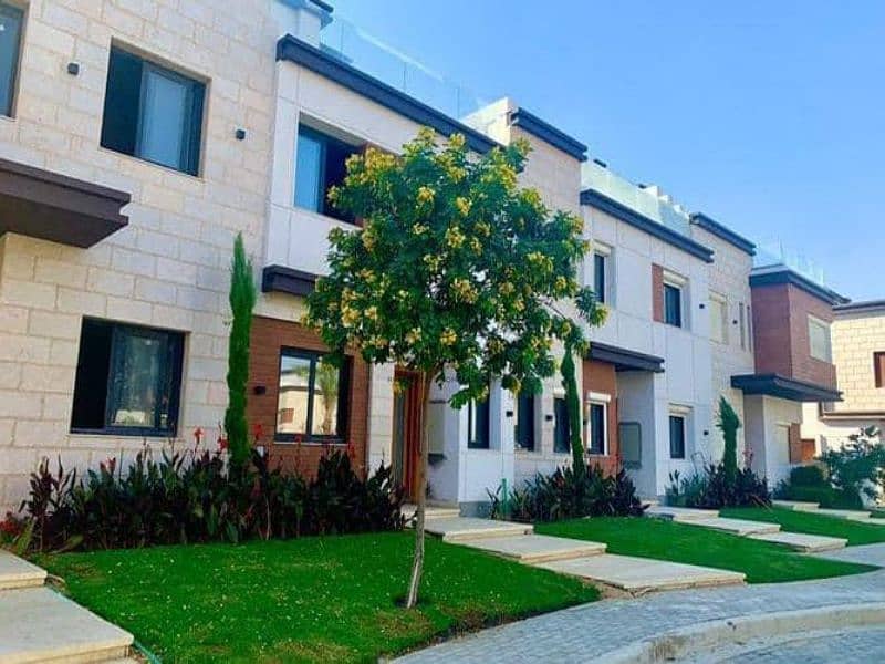 2 b94ebb7b-095a-4603-b1f9-25e3f764b050. jpg